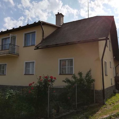 Penzion Kamenny Dvur Vimperk Exterior foto